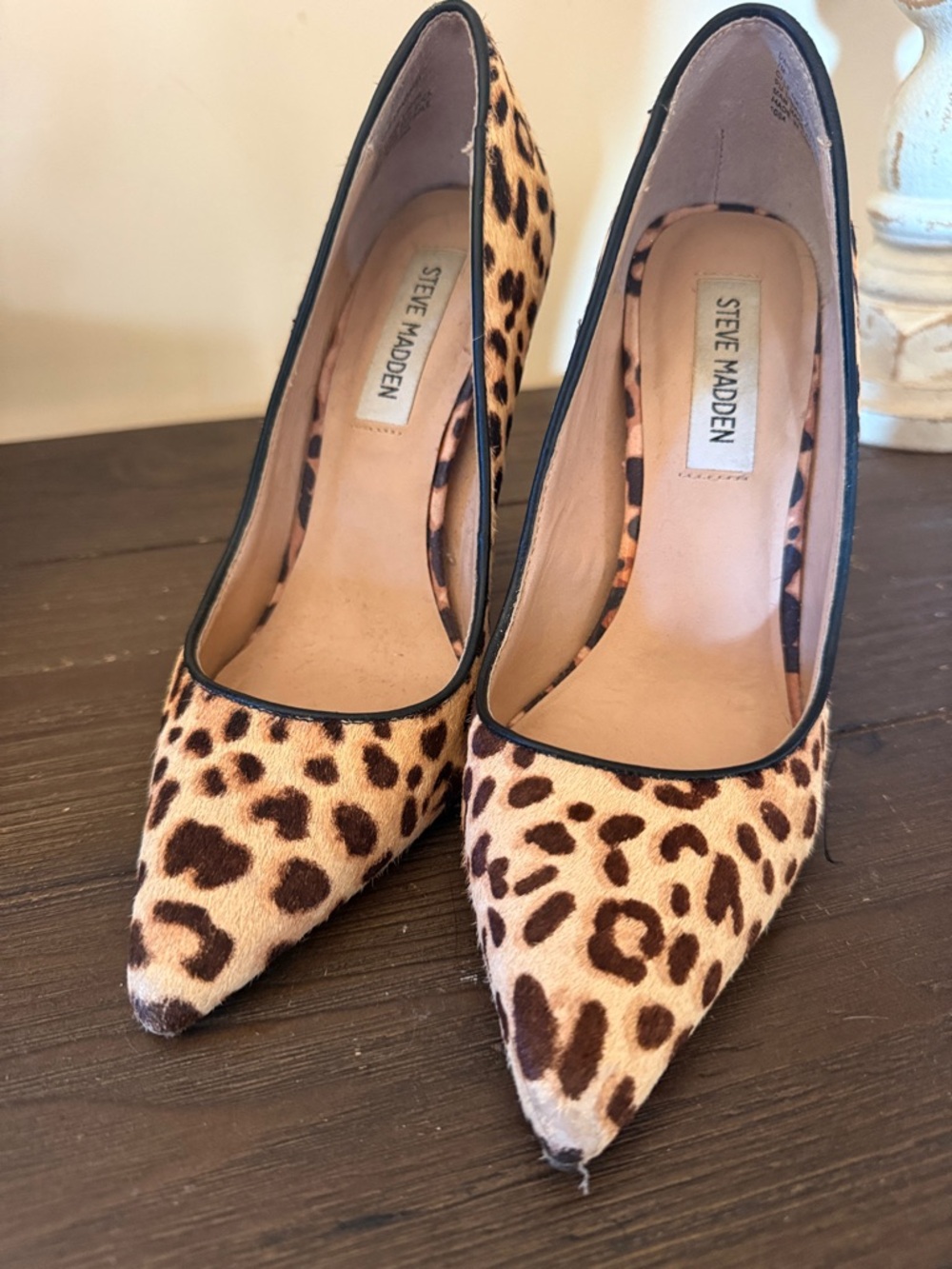 Steve Madden Daisie Leopard Pony Hair Pointed  Stiletto Pumps Heels Size 7